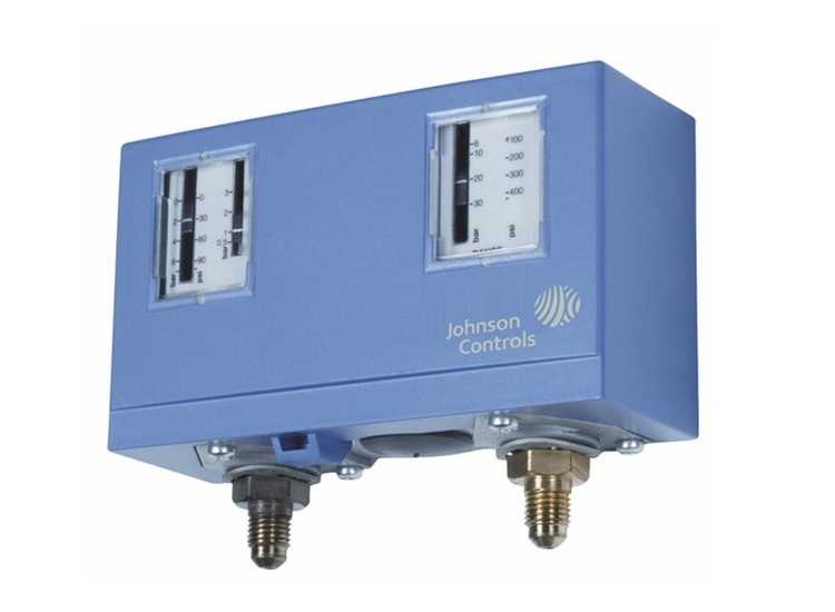 Kombinuota slėgio rėlė JOHNSON CONTROLS, įėjimas 7/16, žemo slėgio -0.5 / 7 Bar, aukšto slėgio 3 / 30 Bar Реле давления для промышленных холодильников