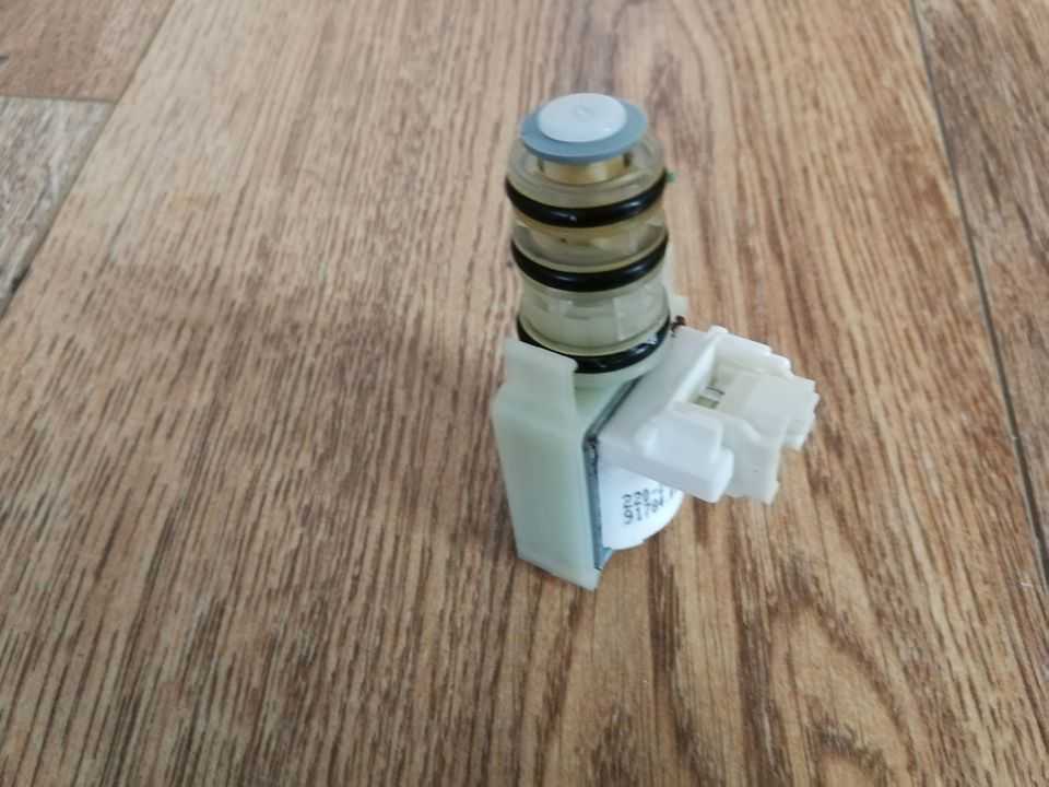 Indaplovės BOSCH/SIEMENS bakelio vožtuvas VALVE-REGENERATION Клапаны для посудомоечных машин