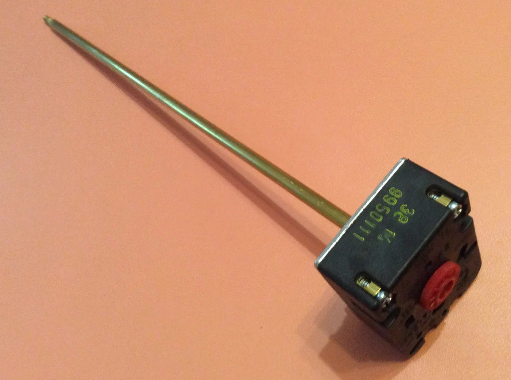 Termostatas 20-80°C (apsauga 90°C), ARISTON, GENERAL, DIAMANT, ISEA, OCEAN, PERLA, UNIVERSALUS, type TRS/77, vamzdelio ilgis — 280mm, su dviguba apsauga, 20A, 250V, alterntyva Терморегуляторы для котлов и других устройств