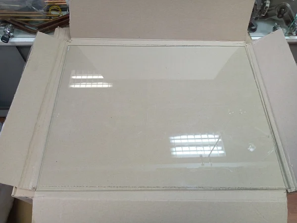 Elektrinės orkaitės AEG,ELEKTROLIUX vidinis stiklas 550x436mm,orig.DOOR,GLASS,INTERNAL,550X436 Остекление дверцы духового шкафа, стеклокерамические поверхности варочной панели
