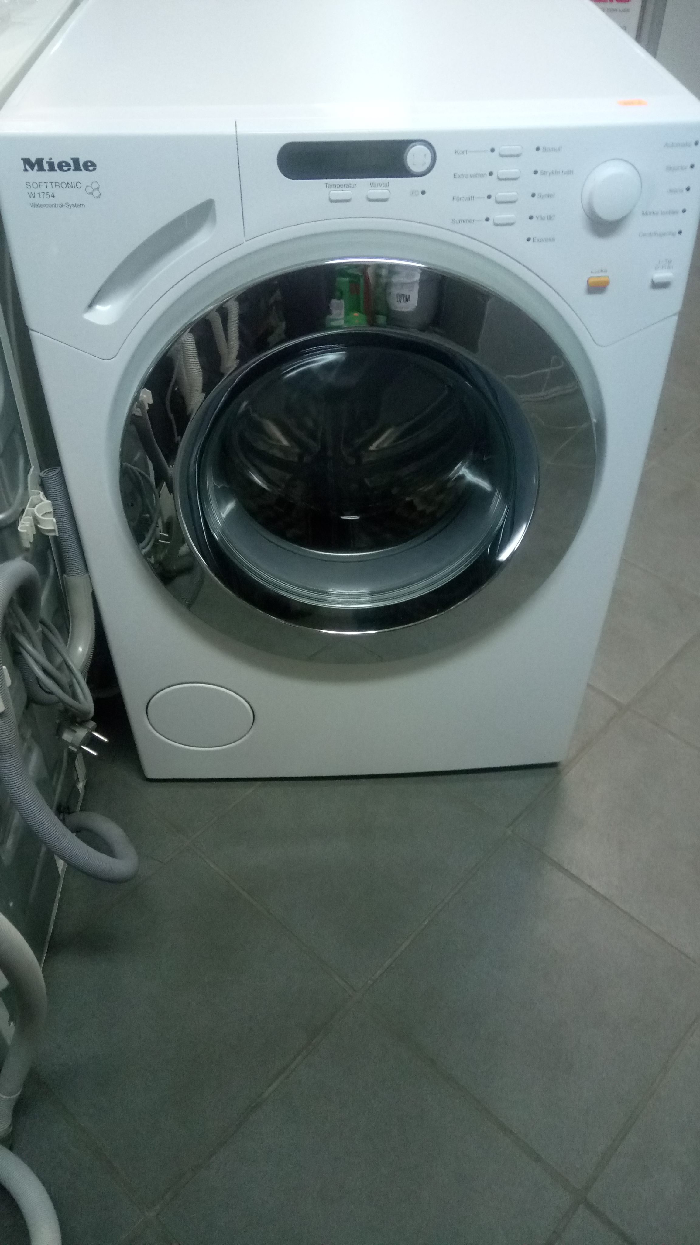 Стиральная машина MIELE W 1754 Стиральные, посудомоечные и сушильные машины