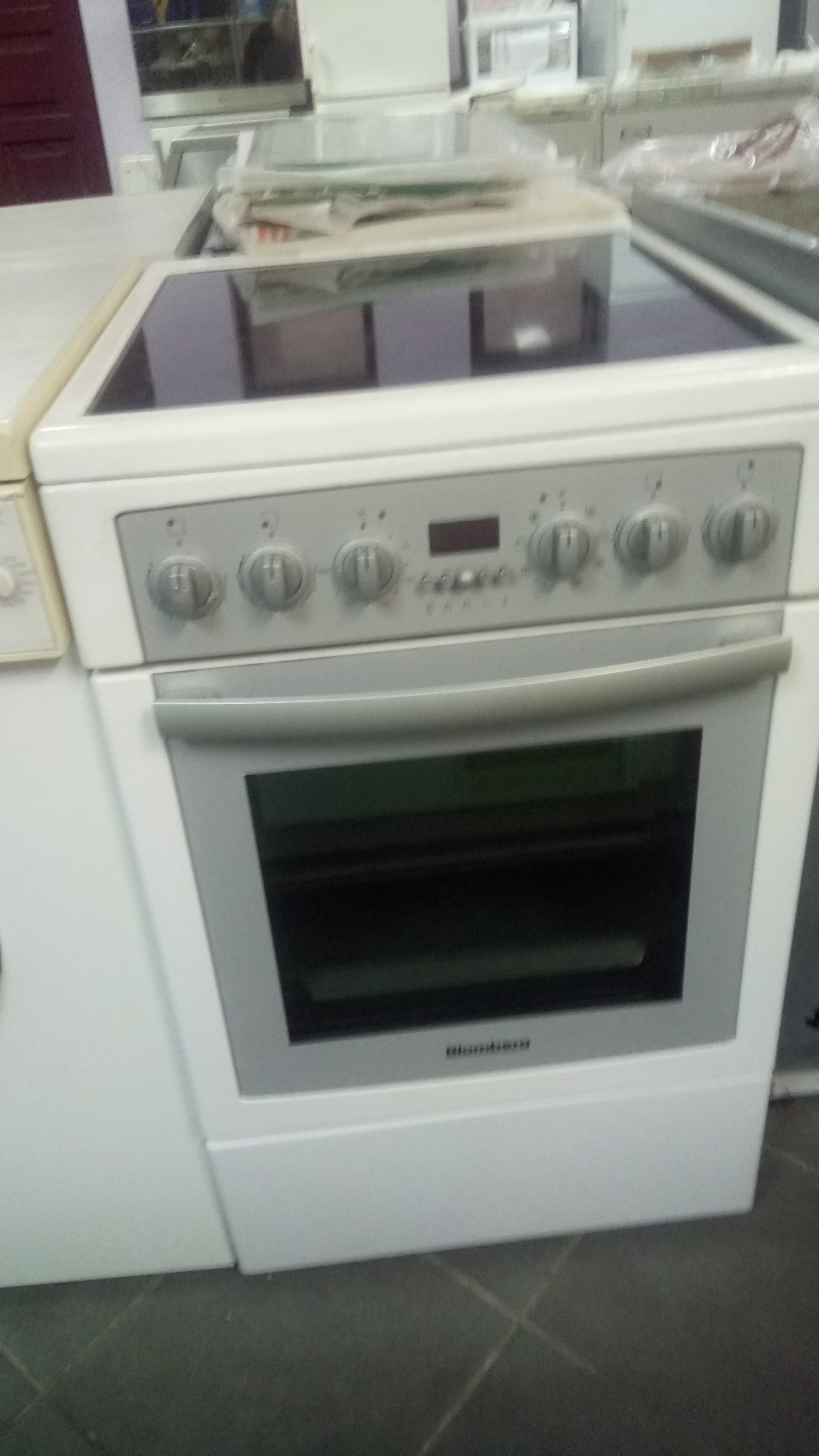 Электрическая керамическая плита BEKO ширина 50см длина 60см Эль. плиты, варочные поверхности, духовые шкафы
