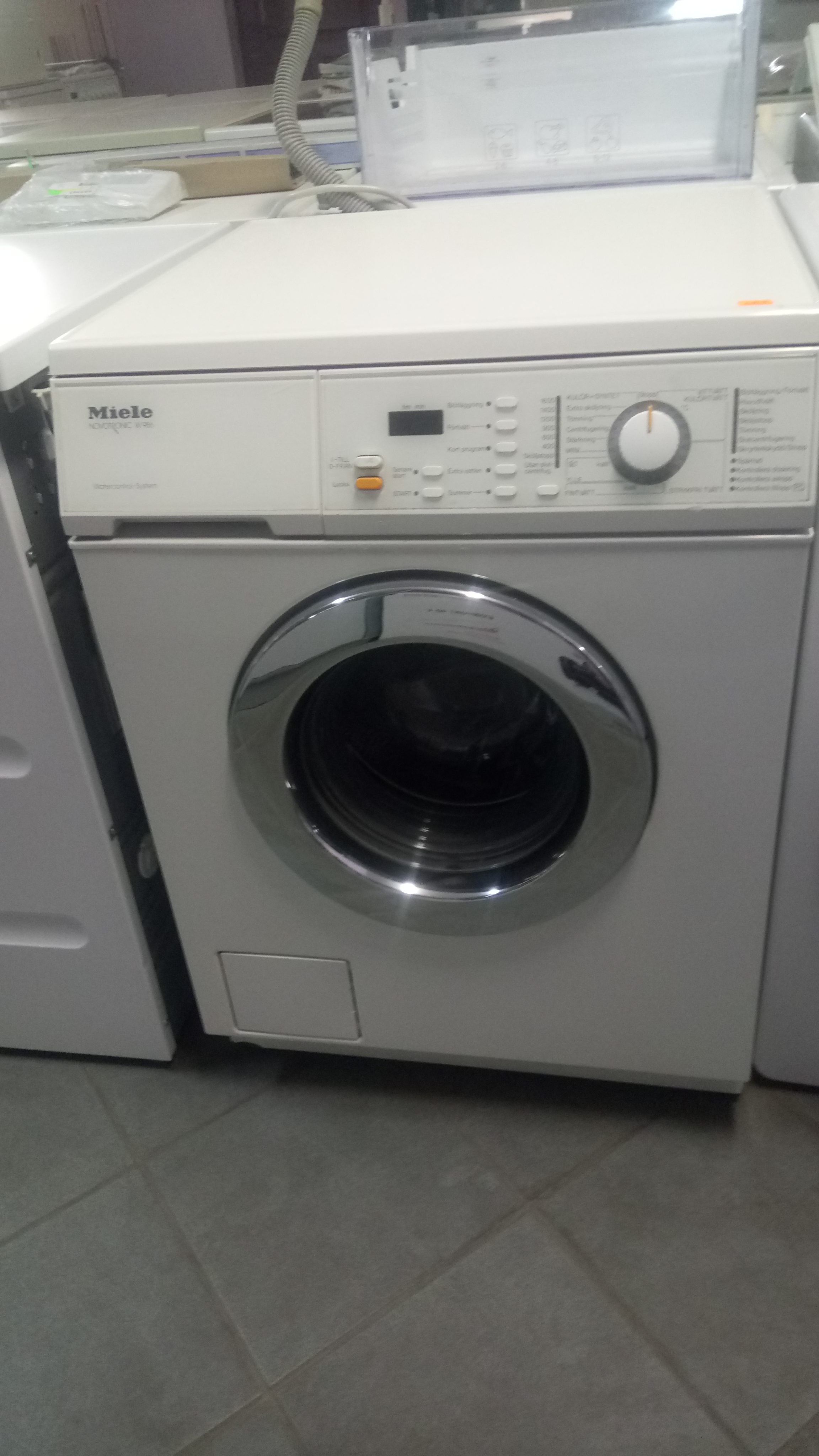 Стиральная машина MIELE NOVOTRONIC W986 Стиральные, посудомоечные и сушильные машины