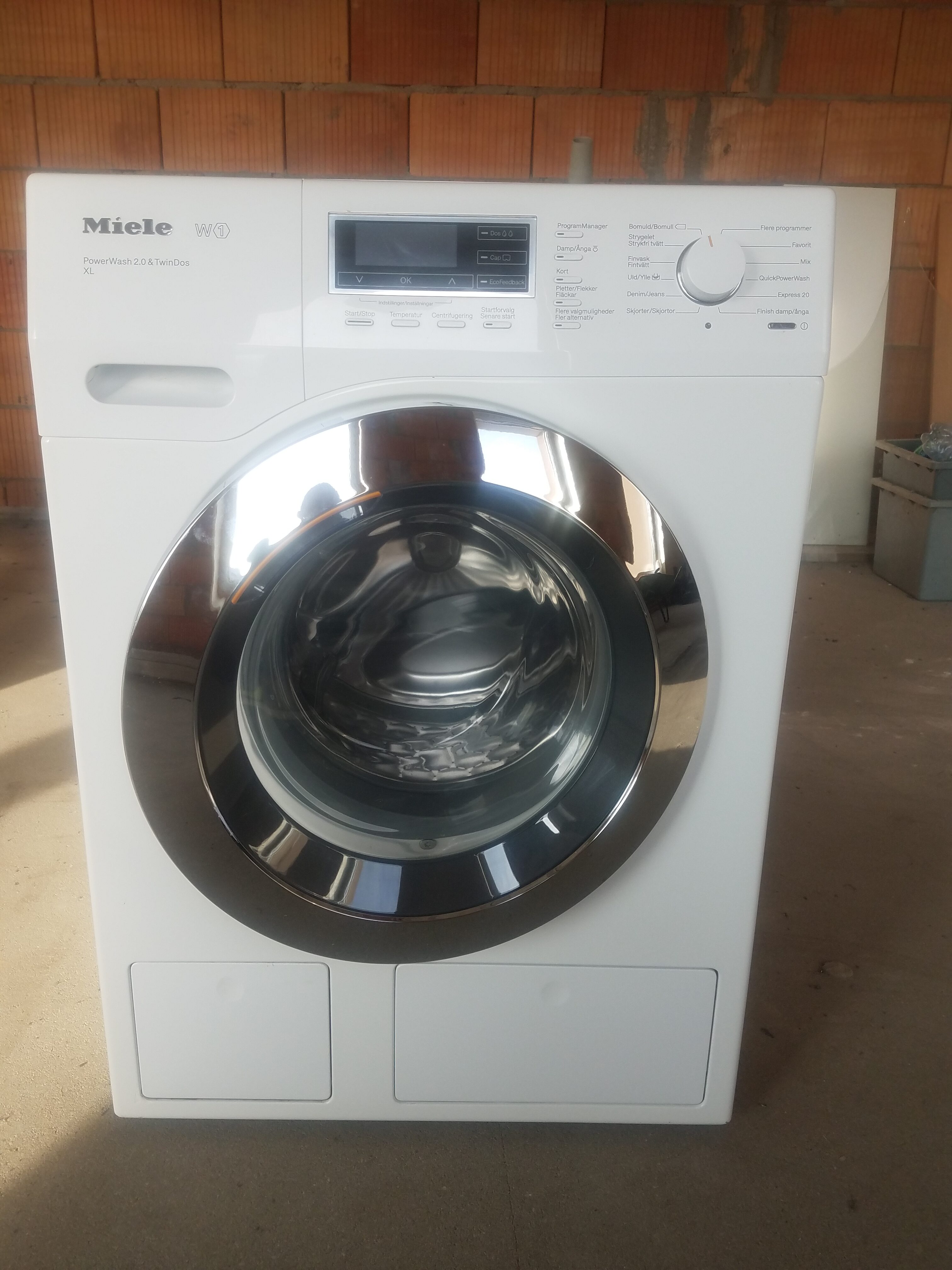 Стиральная машина MIELE WKR 771 TwinDos & Powerwash & XL, версия Chrome, 8кг, A+++ Стиральные, посудомоечные и сушильные машины