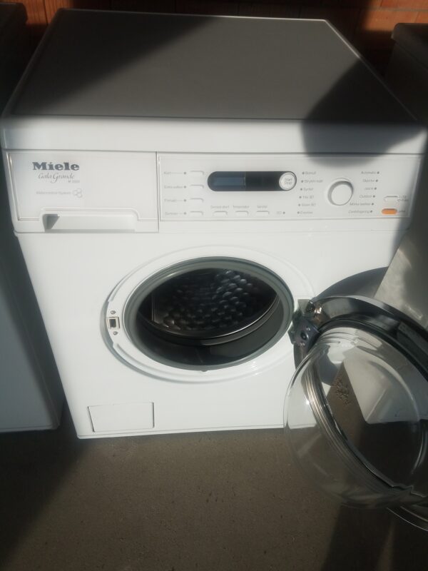 Стиральная машина Miele W3000