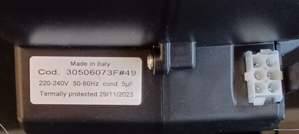 Gartraukio FALMEC variklis 30506073F#49. MOTOR BLOWER FBHE 220-240V ~ 50-60HZ T80 800 M3/H