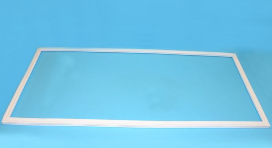 Šaldytuvo BOSCH/SIEMENS viršutinė durų tarpinė,1150 x 565 mm / 115 x 56,5 cm,orig. Прокладки для дверей холодильников и т.д.