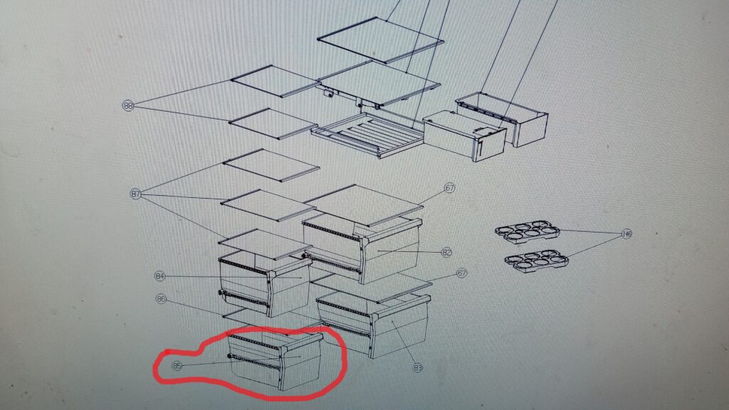 Šaldytuvo HISENSE/GORENJE apatinis stalčius Держатели для бытовых холодильников, выдвижных ящиков, полок и других пластиковых деталей
