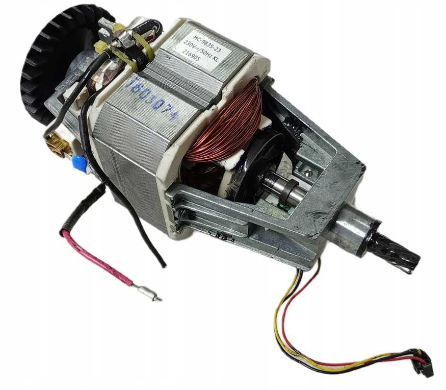 Virtuvinio kombaino AEG,KENWOOD variklis Части блендеров, миксеров, кухонных комбайнов, слайсеров, панировочных сухарей и других аппаратов